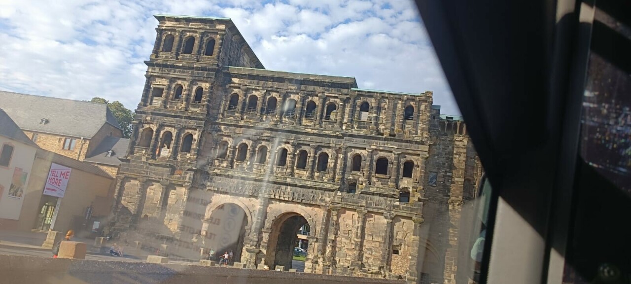 porta-nigra_large Cover-Bilder - Alben - Pat2023 - musicalradio.de | Musicals kostenlos im Radio