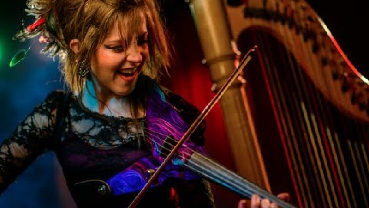 32rjAR3CfvJ Lindsey Stirling - Phantom of the Opera - (2012) - musicalradio.de | Musicals kostenlos im Radio